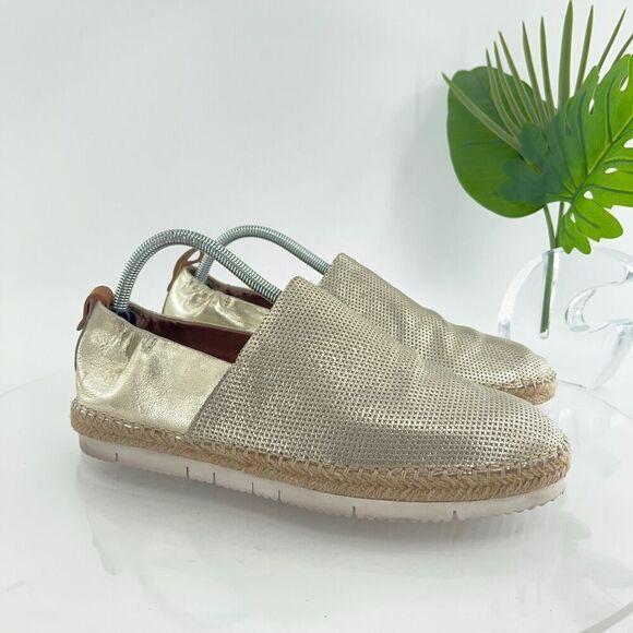 Gentle Souls Women's 10 Lara A-Line Sporty 2 Espadrilles Gold Leather Flats - Picture 1 of 15